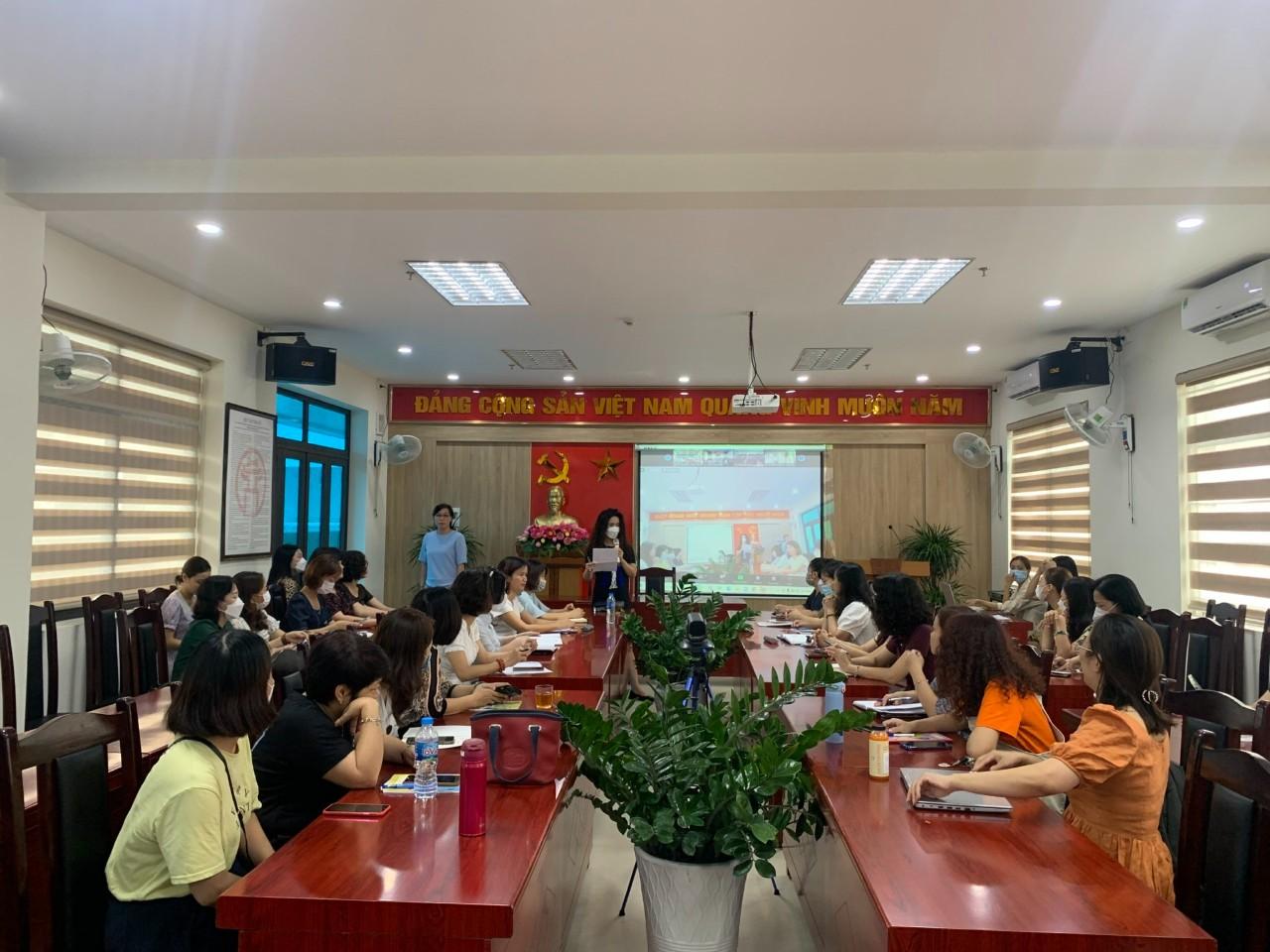 Tập huấn sử dụng Tài liệu Giáo dục địa phương lớp 1 cho giáo viên các trường Tiểu học trên địa bàn quận Ba Đình